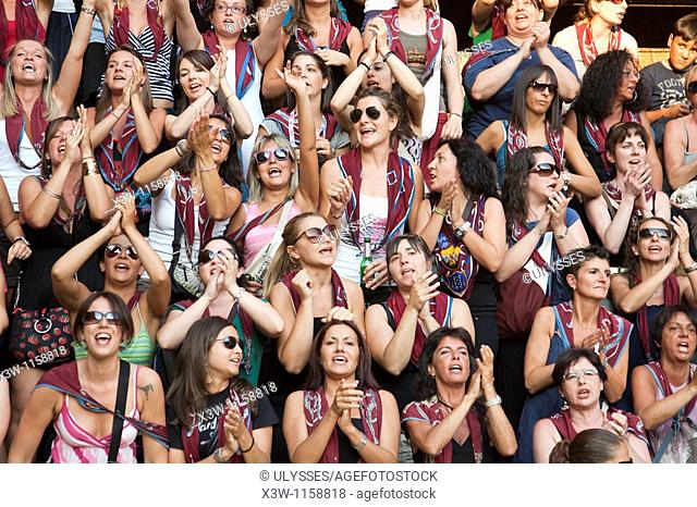 women of the contrada of the tower, palio of siena, siena, tuscany, italy, europe donne della contrada della torre, palio di siena, siena, toscana, italia