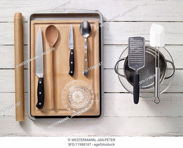 Kitchen utensils for preparing muesli bars