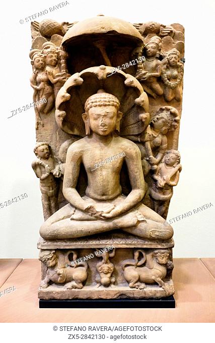 The Jina Parshvanatha (spiritual vector) Sheltered from the storm. 600-700. Sandstone. Central India (Gyaraspur, Madhya, Pradesh)