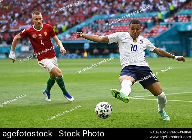 19 June 2021, Hungary, Budapest: Football: European Championship, Hungary - France, Preliminary round, Group F, Matchday 2 at Puskas Arena: France's Kylian...