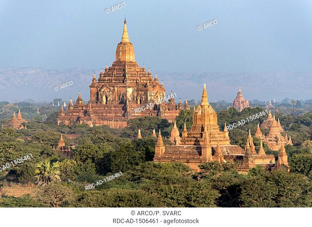 Htilominlo Temple, view from Pyathada Paya, Bagan, Burma, Myanmar