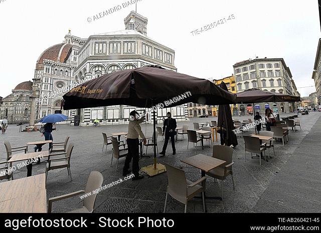 Tuscany in 'Yellow zone', reopens bars and restaurants only with tables oudoor , Florence, ITALY-26-04-2021