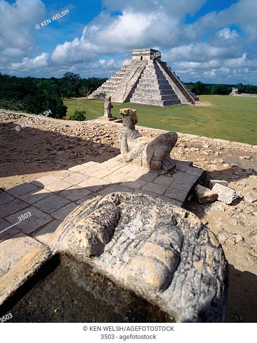 The Castle. Chichén Itzá. Yucatan. Mexico