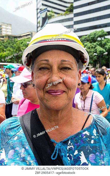 The opposition mobilization called ""Great March for Health and Life"" was developed in Avenida Francisco de Miranda, and could not reach the Ministry of Health