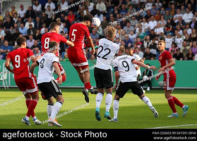 03 June 2022, Lower Saxony, Osnabrück: Soccer, U-21 men, European Championship qualification, Germany - Hungary, Group B