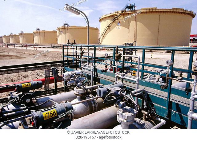 Gas tanks. Repsol-YPF oil refinery. Tarragona province. Spain