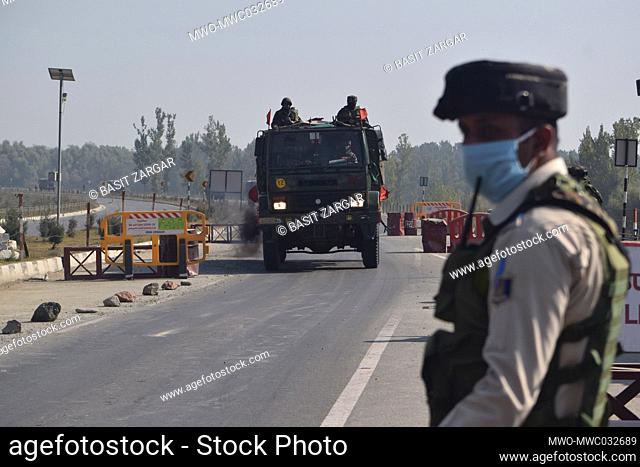 Security forces at a spot where militants attacked a CRPF party at Kandzal near the Tegan bypass area of pampore, in the outskirts of Srinagar, India