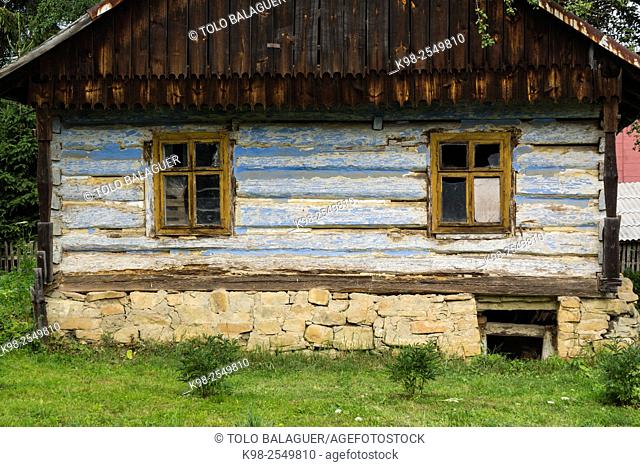 casa tradicional de madera, Tyrawa Solna, valle del rio San, , voivodato de la Pequeña Polonia, Cárpatos, Polonia, europe