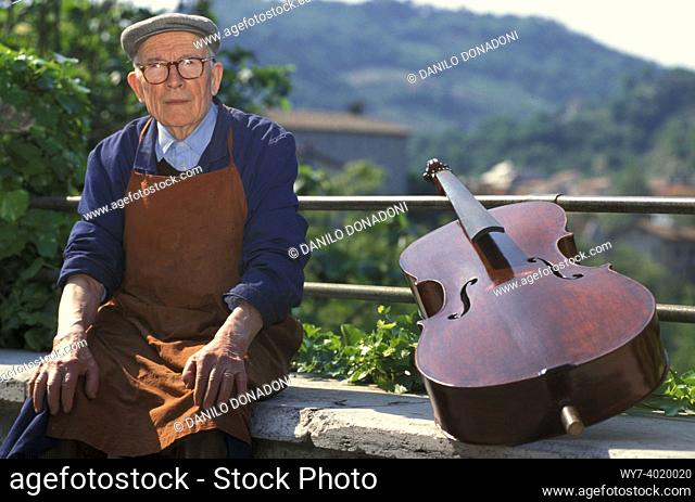 maker of stringed instruments, ascoli piceno, italy