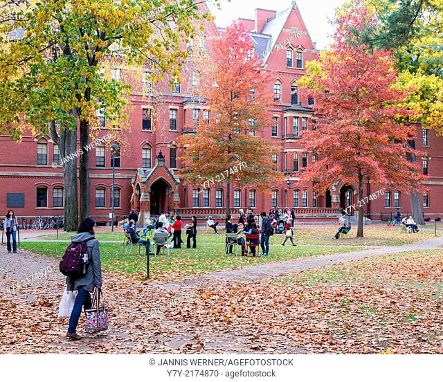 CAMBRIDGE, MA, USA: Harvard Yard, old heart of Harvard University campus, on a beautiful Fall day in Cambridge, MA, USA