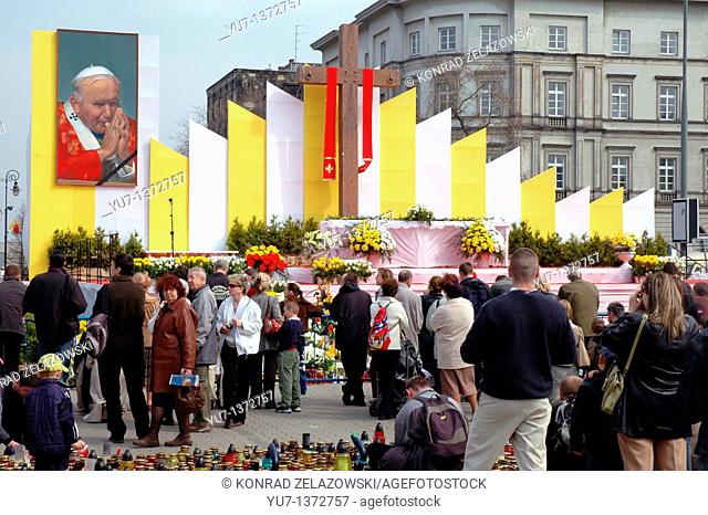 Warsaw, Poland - mourning after John Paul II death  Poeple on Pilsudski Square after live transmition of Pope's funeral