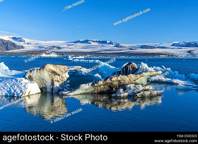 Jökulsárlón glacial lagoon, Eastern Region, Iceland