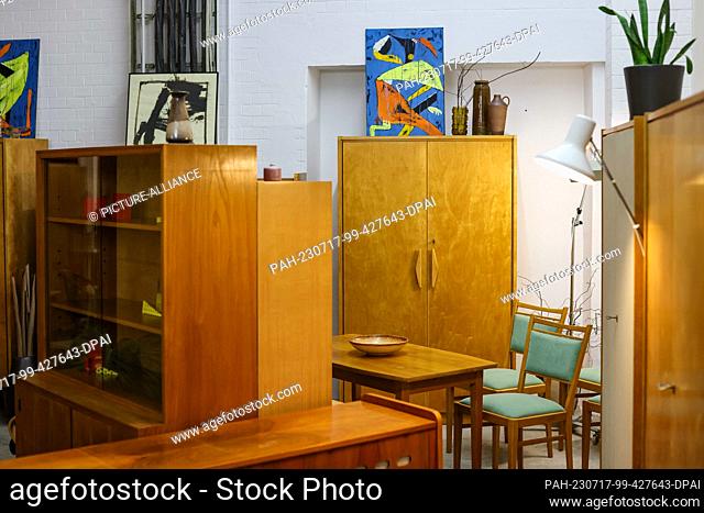 PRODUCTION - 10 July 2023, Saxony, Leipzig: Furniture from the 50s to 70s from the GDR and the former Czechoslovakia are in the ""Nabyteque""