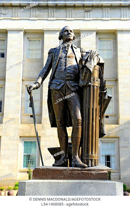 George Washington Monument at the State Capitol Building complex at Raleigh North Carolina