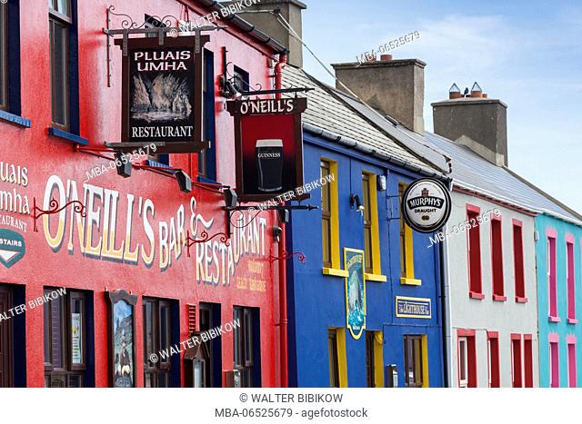 Ireland, County Cork, Beara Peninsula, Ring of Beara, Allihies, O'Neill's Pub, exterior