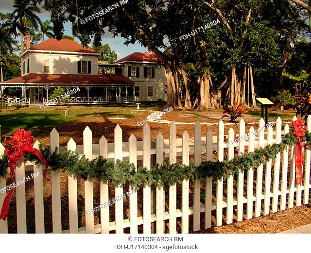 Fort Myers, FL, Florida, Edison and Ford Winter Estates, Holiday House, Guest House, Christmas decorations