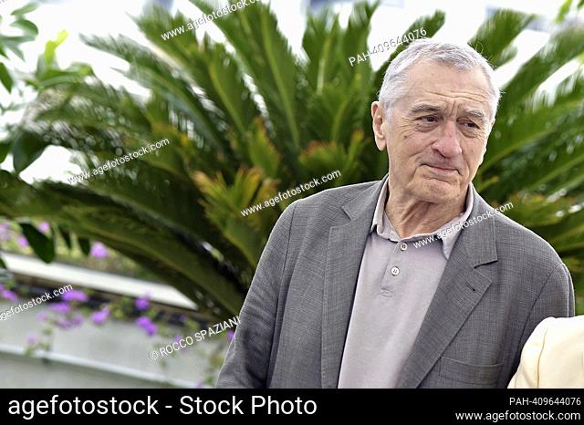 CANNES, FRANCE - MAY 21:Robert De Niro attends the ""Killers Of The Flower Moon"" photocall at the 76th annual Cannes film festival at Palais des Festivals on...