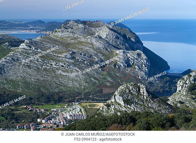 View of Mount Candina from Mount Cerredo, Cantabrian Sea, MONTAÑA ORIENTAL COSTERA MOC, Castro Urdiales, Cantabria, Spain, Europe