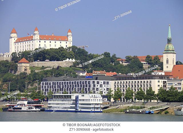 Slovakia, Bratislava, skyline, castle, Danube river, ships,