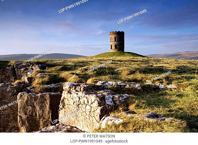 England, Derbyshire, Buxton. Solomon's Temple also known as Grinlow Tower, situated on a lofty hill above the spa town of Buxton in the Peak District