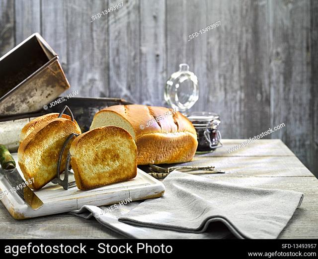 Toasted milk bread slices