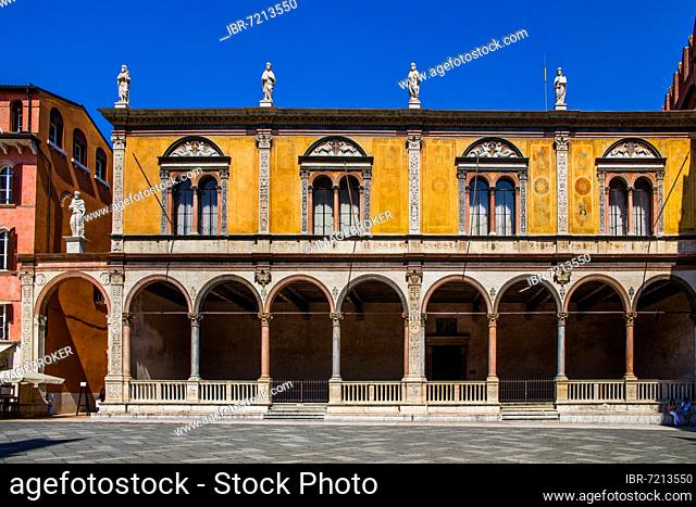 Loggia Fra Giocondo, 15th c. Piazza delle Erbe, Verona with medieval old town, Veneto, Italy, Verona, Veneto, Italy, Europe