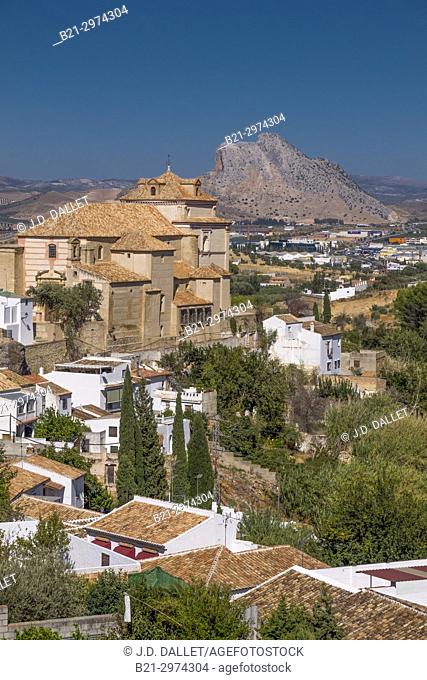 Spain, Andalusia, Malaga Province, Antequera: Church of the Carmen, and back the ""Peña de los enamorados"" mountain