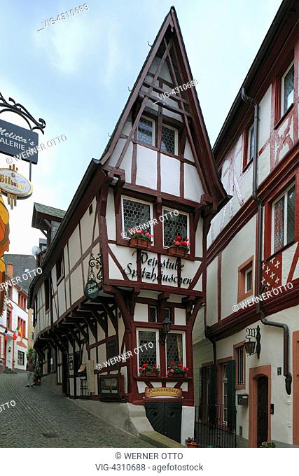 D-Bernkastel-Kues, health spa, Moselle, Middle Moselle, Rhineland-Palatinate, market place, Spitzhaeuschen, wine tavern, half-timbered house