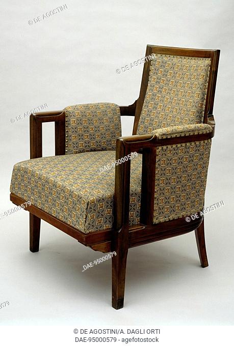 Armchair, ca 1920, by Giacomo Cometti (1863-1938), green aniline-dyed oak, original fabric. Italy, 20th century.  Private Collection