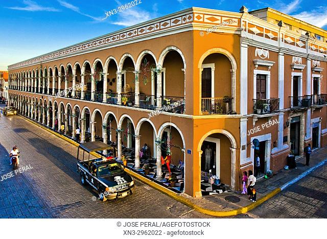 Main square, Zocalo, historical center listed as World Heritage Site by Unesco, Campeche City, San Francisco de Campeche, Campeche State, Yucatan Province