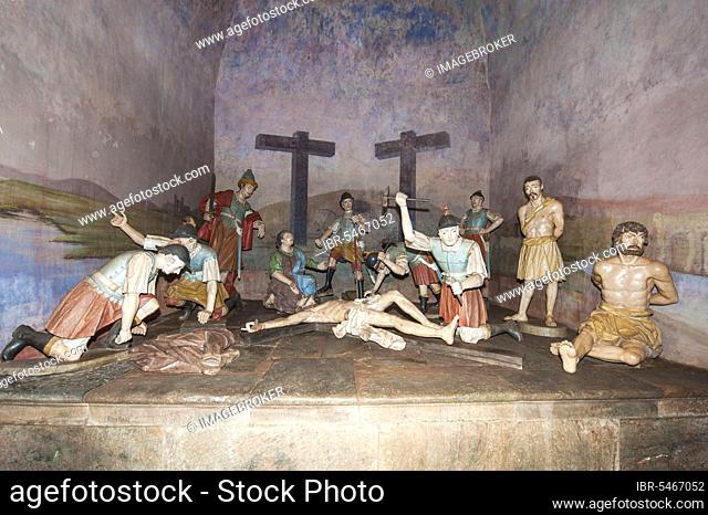 Depiction of nailing to the cross, Santuario Matosinhos, by Aleijandinho, Jesus being nailed to the cross, Church of Bom Jesus de Matozinhos, Congonhas do Campo