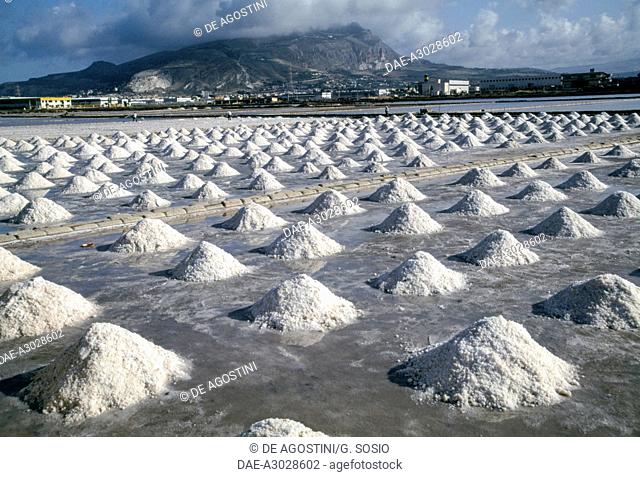 Saltworks, Via del Sale (Salt Road), Saline di Trapani and Paceco Nature Reserve, Sicily, Italy