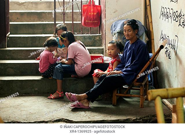 Family, Market Rongjiang, Rongjiang, Guizhou, China