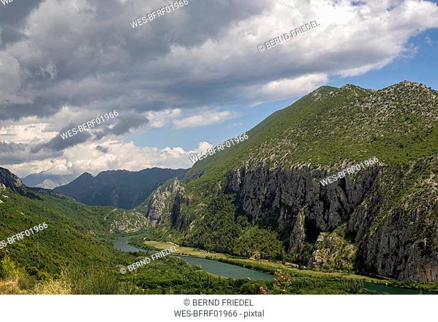 Croatia, Dalmatia, landscape with Cetina River near Omis