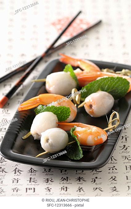 Prawns with lychees (Asia)