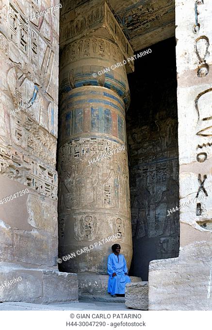 Medinet Habu, Luxor, Egypt, Djamet, mortuary temple of King Ramses III, XX dyn. 1185 -1078 B.C: columns in second courtyard