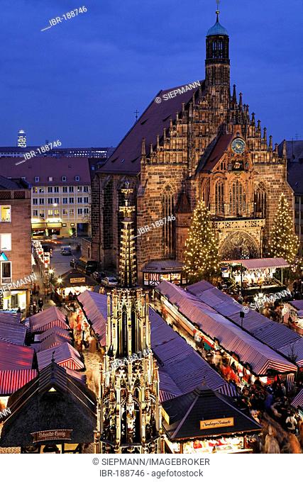 Christkindlmarkt, Christmas market Nuremberg, Frauenkirche, Franconia, Bavaria, Germany
