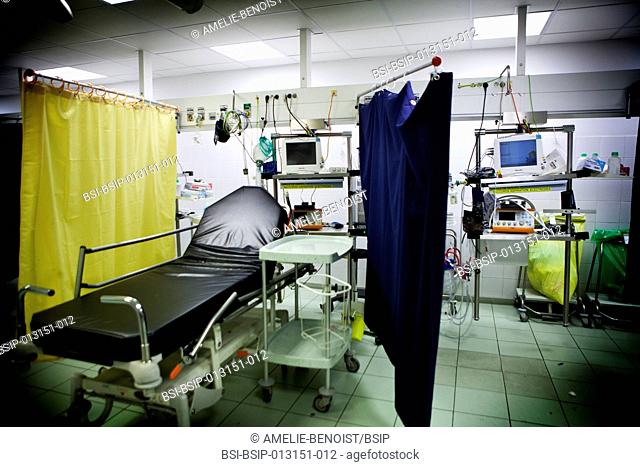 Reportage at night in the A&E department of Robert Ballanger general hospital, France. Trauma centre