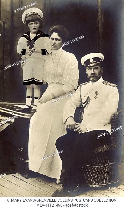 Tsar Nicholas II (1868-1917), the last emperor of Russia with his wife Alexandra Feodorovna and his son, the Tsarevich Alexei