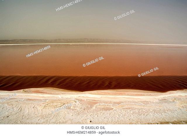 Tunisia, south region, desert region of Chott-El-Djerid salt lake
