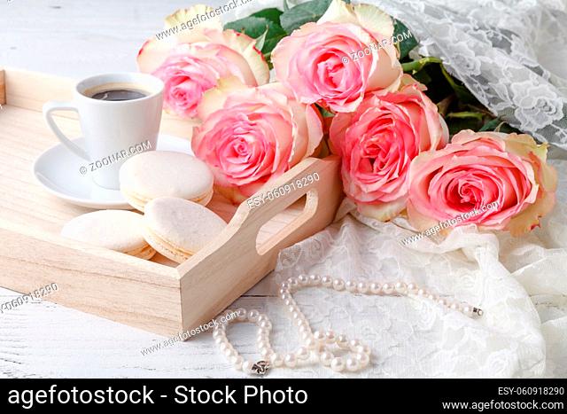 wedding rings on a wedding bouquet