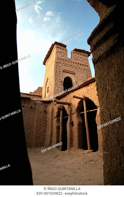 kasbah ait benhaddou court