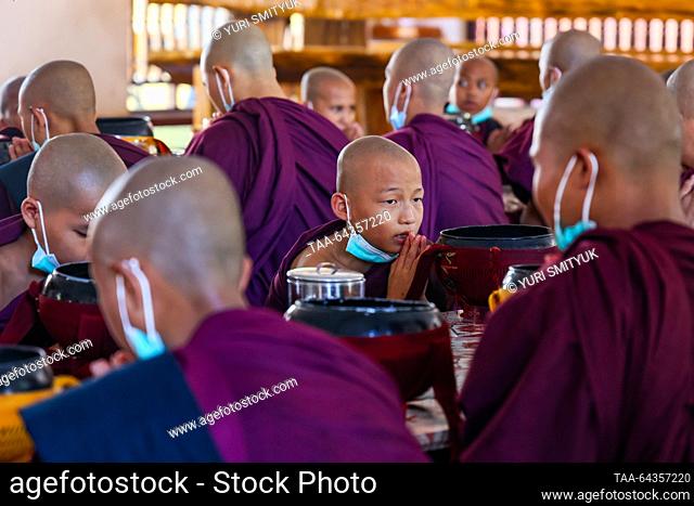 MYANMAR, BAGAN - OCTOBER 29, 2023: Monks in a Buddhist monastery. Yuri Smityuk/TASS