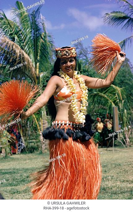Hula dance in Kapiolani Park, Waikiki, Hawaii, Hawaiian Islands, Pacific, United States of America, North America