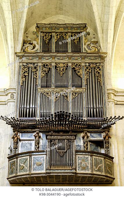 Órgano de la Iglesia Parroquia, Iglesia de Sant Miquel, . siglos XVI y XVII , varios estilos arquitectónicos, predominado el neogótico, Felanitx, Mallorca