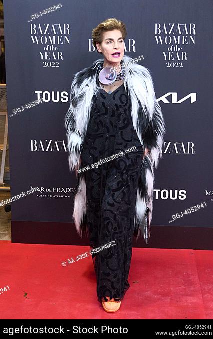 Antonia Dell'Atte attends Harper's BAZAAR ‘Woman of the Year 2022’ Awards at Callao Cinema on November 16, 2022 in Madrid, Spain