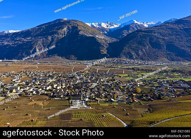 The village of Leytron in the Leytron-Chamoson wine-growing region in the Rhone Valley, municipalities of Riddes and Iserables behind, Leytron, Valais