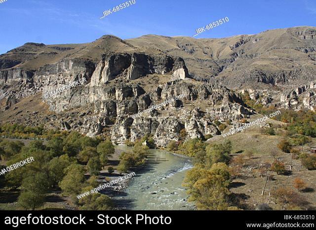 The Mtkvari River in the wild mountains of the Lesser Caucasus near the cave town of Vardzia, Georgia, Asia