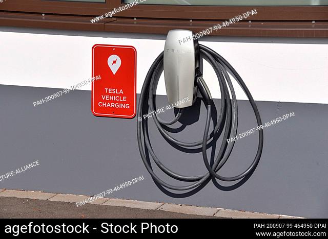 06 September 2020, Rhineland-Palatinate, Prüm: A charging station for TESLA Elektrofahrzeuge, manufacturer of electric vehicles