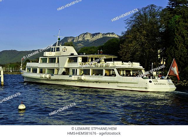 France, Haute Savoie, Le Chablais, Leman lake, Evian les Bains, CGN ferry